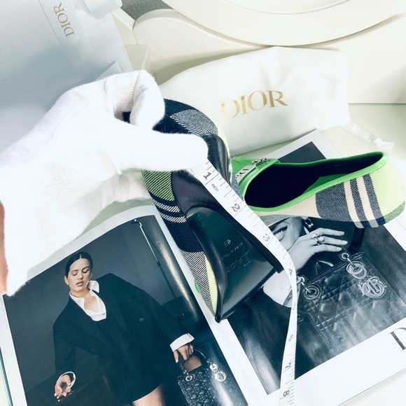 DIOR by JOHN GALLIANO Blue & Green Plaid D'TRICK Schoolgirl Pumps - Picture 4 of 9